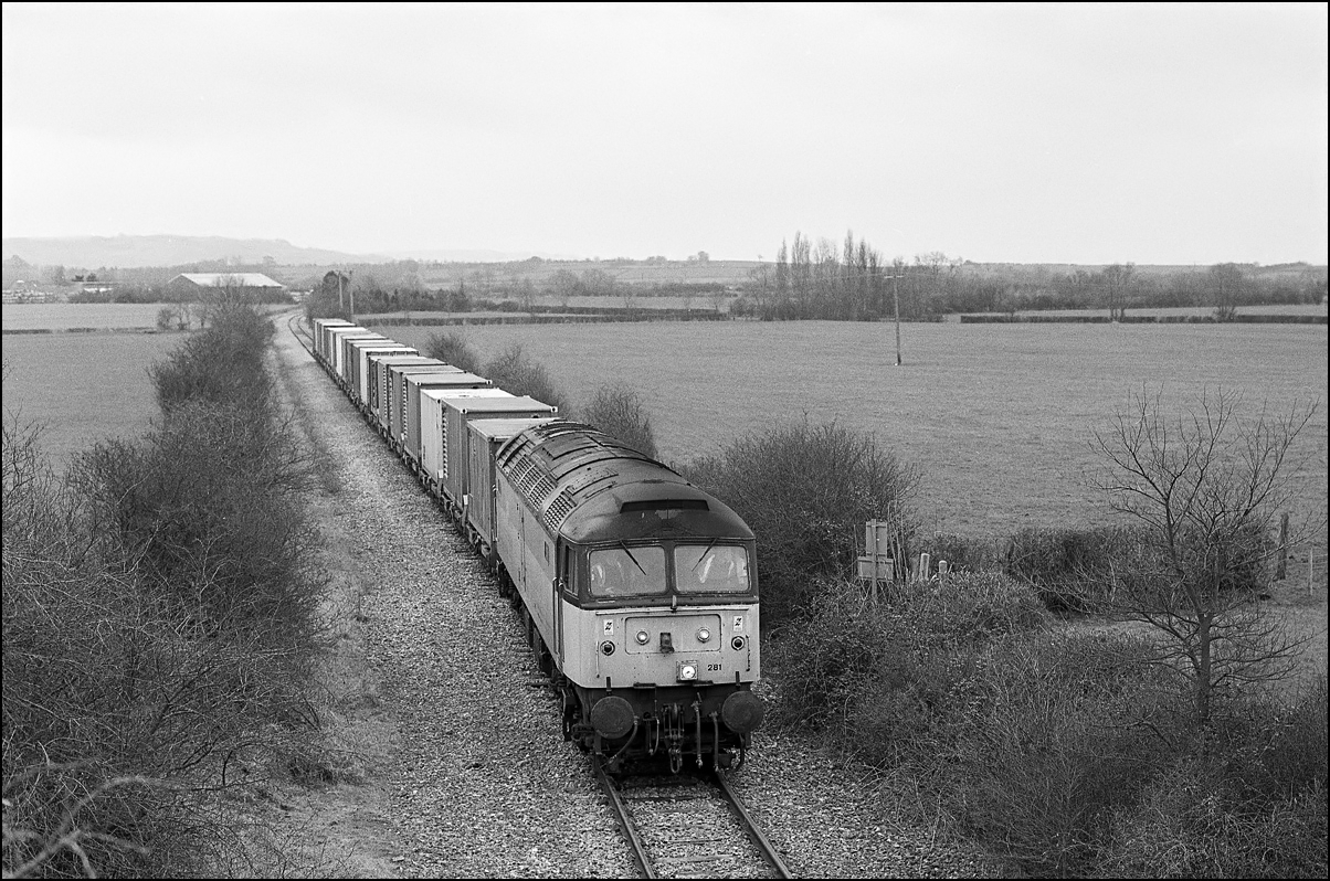 47281 at Long Marston