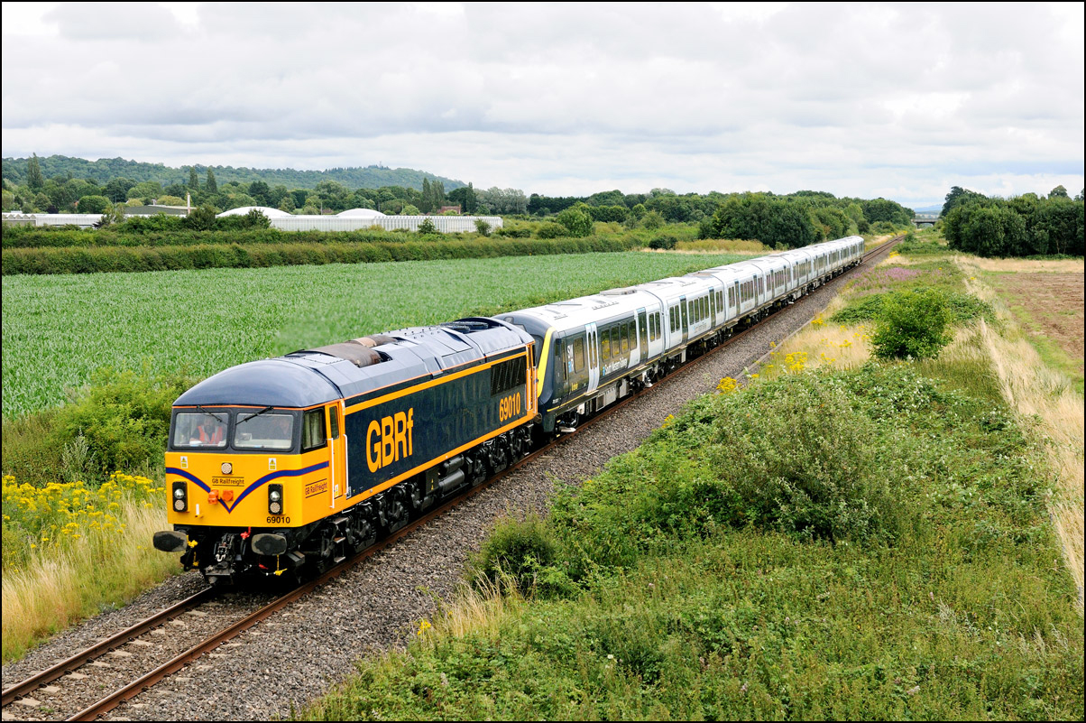 69010 at Lower Moor